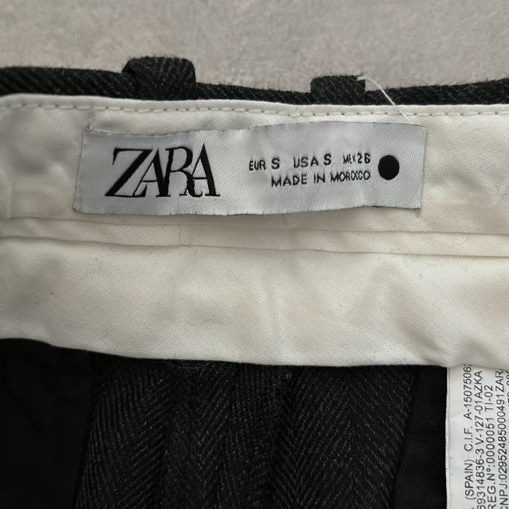 Zara dressy high twisted  gray trousers - Picture 4 of 6
